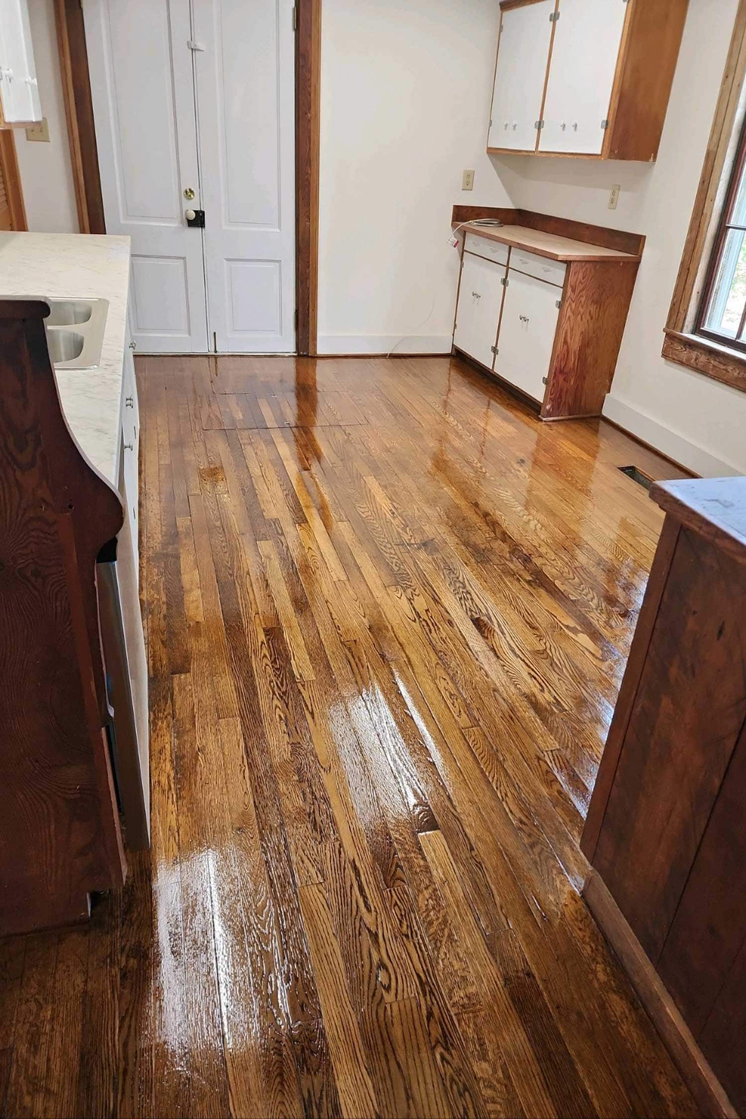 buff-and-coat-gallery-2-3-photo05 Buff & Coat Gallery Image