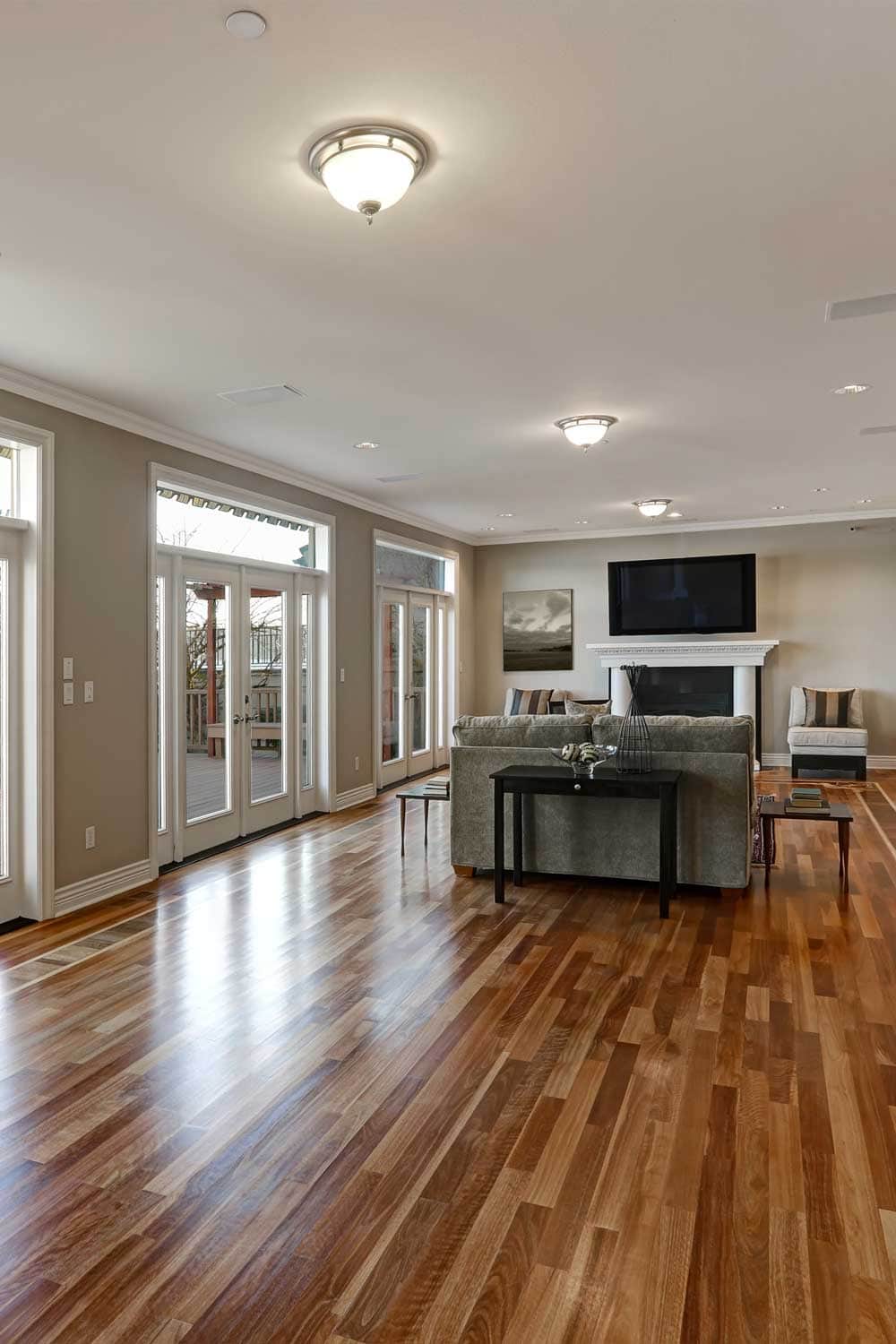 Lakehouse hardwood floor | Buff & Coat